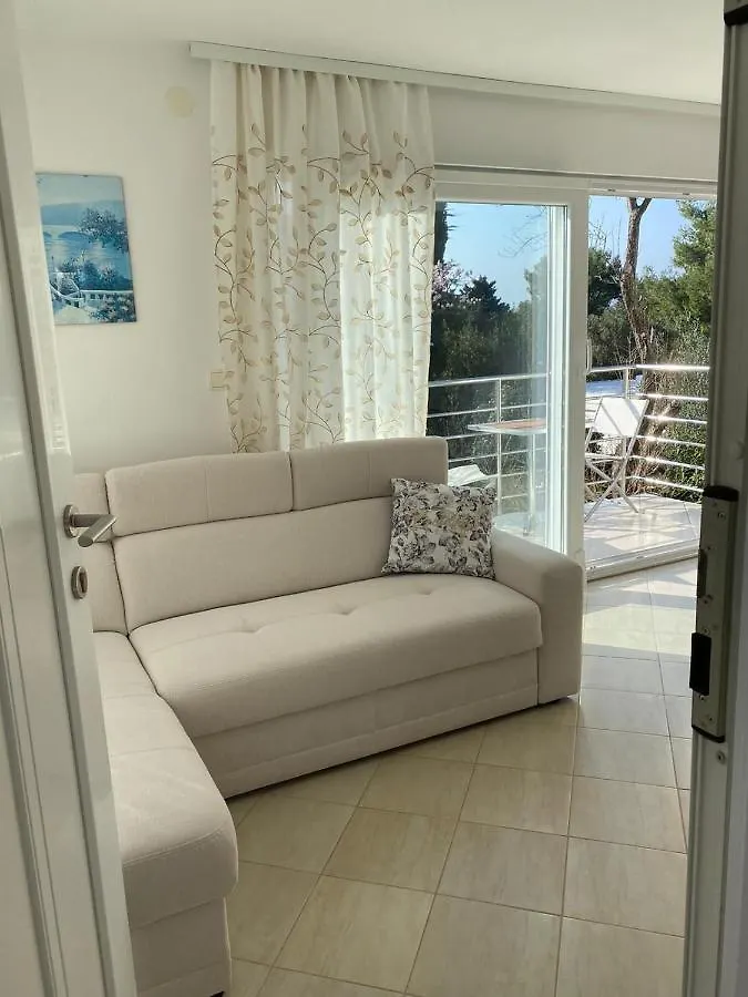 Apartment Tihana Cres